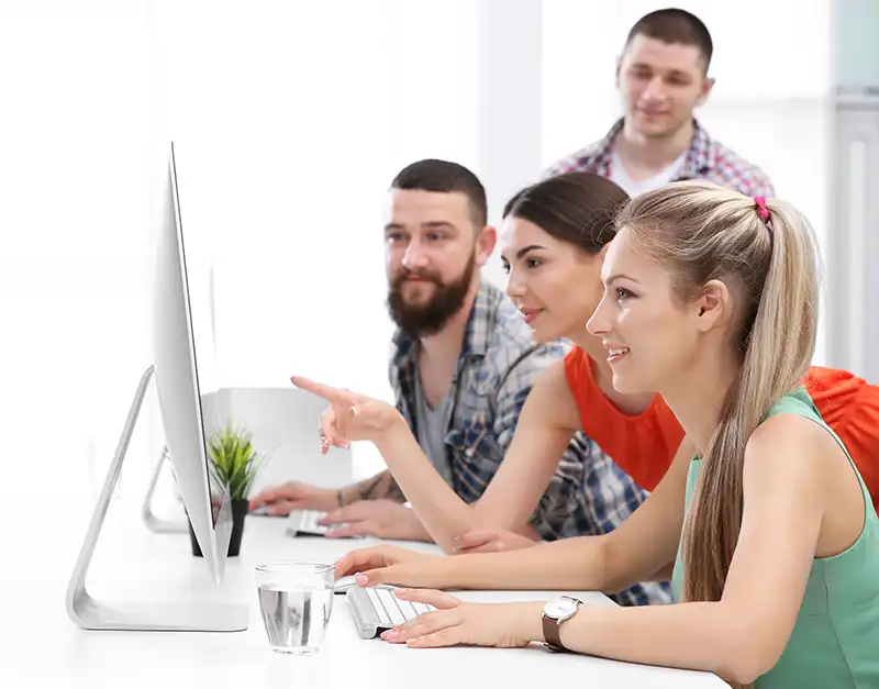 Comupterkurs - gemeinsam lernen alle Altergruppen